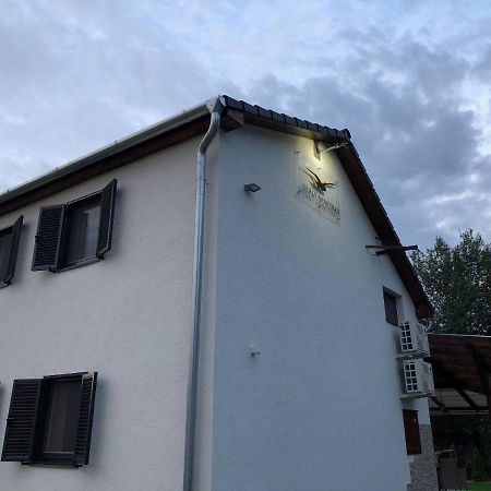 Siraly Apartman Hajdunanas Exterior photo